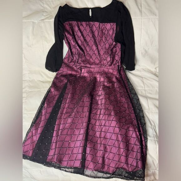 Vintage En-Suey Y2K BarbieCore Satin overlaid Black Sheer with Diamond Pattern - Picture 8 of 14